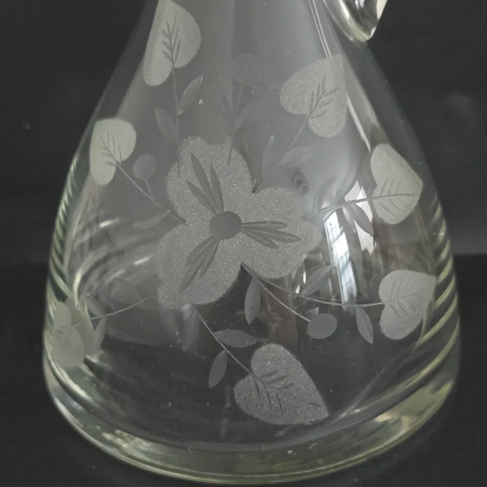 Vintage Decanter With Handle